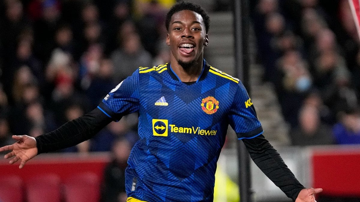 Manchester United's Anthony Elanga celebrates after scoring against Brentford in Premier League.