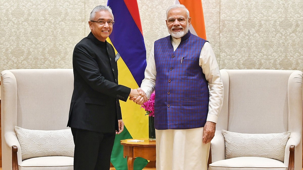 Prime Minister Narendra Modi and PM Pravind Jugnauth.