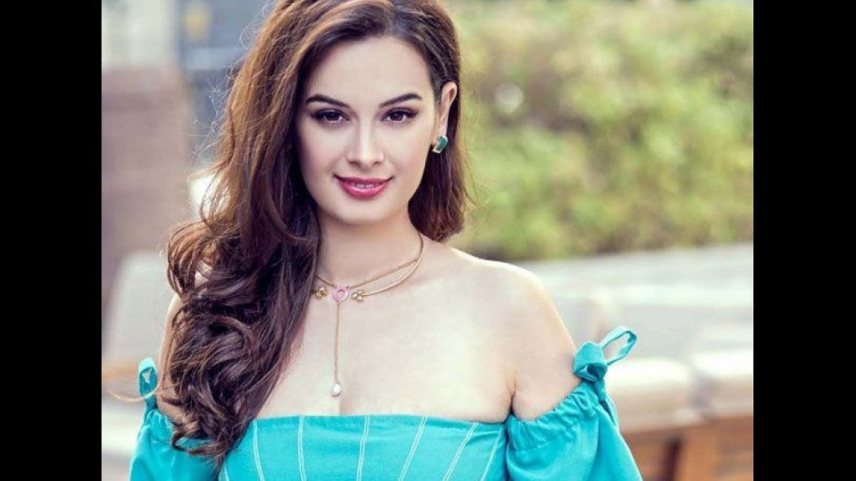 Evelyn Sharma