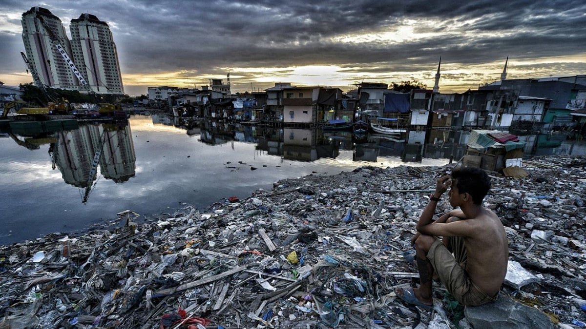 Indonesian Capital Jakarta is sinking