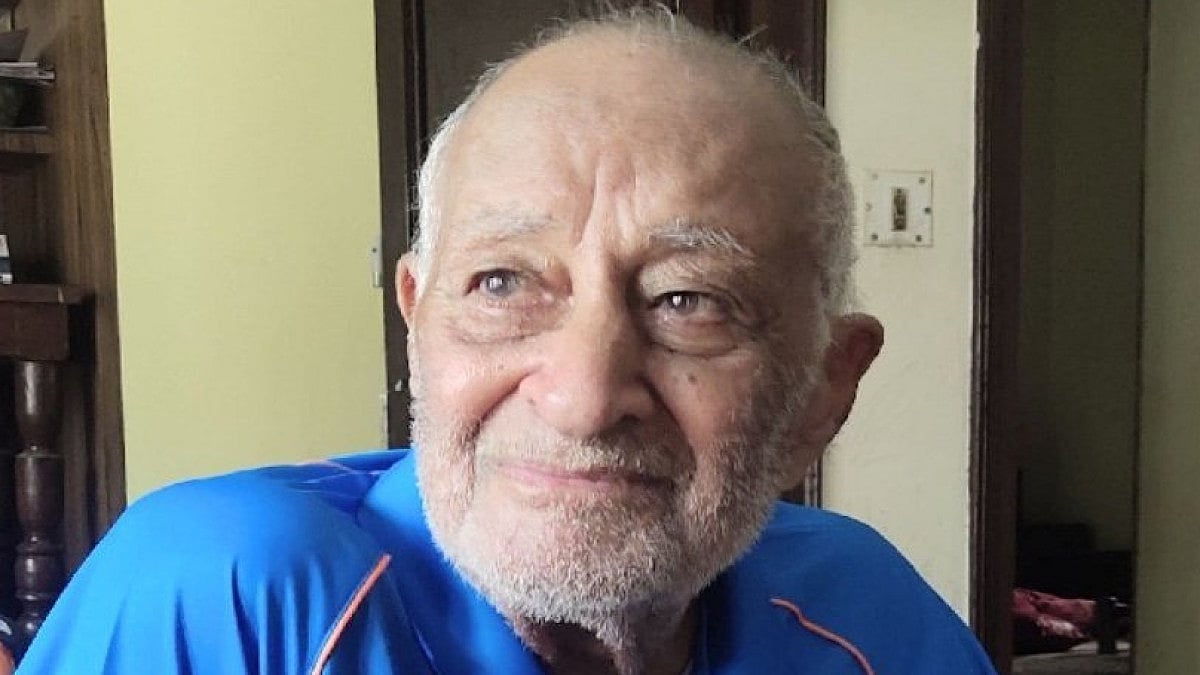 Charanjit Singh is survived by two sons and a daughter.