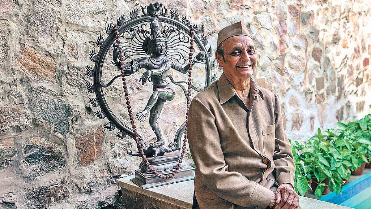 Congress leader Dr Karan Singh. 