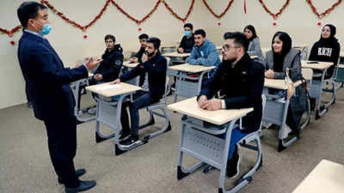 Mandarin being taught to students in Iraq who aspire to find jobs in Chinese investments in the region