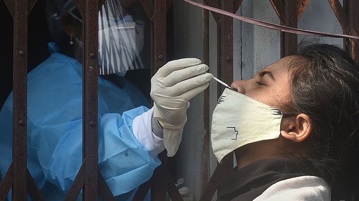 Delhi: Decline In Covid Cases But Containment Zone Still Over 40k