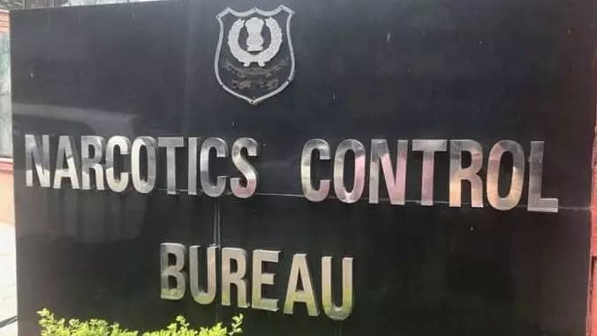 Charas worth Rs 20 lakh seized in Kolkata, two held