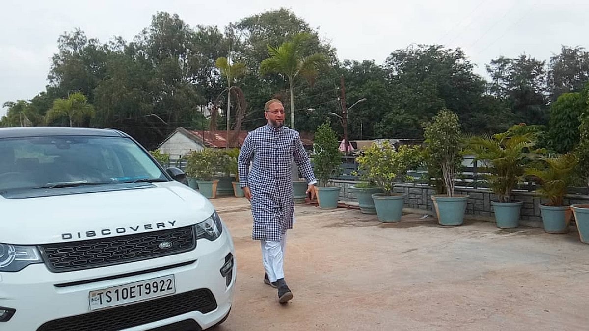 AIMIM Chief Asaduddin Owaisi Fined In Maharashtra For No Number Plate On Car