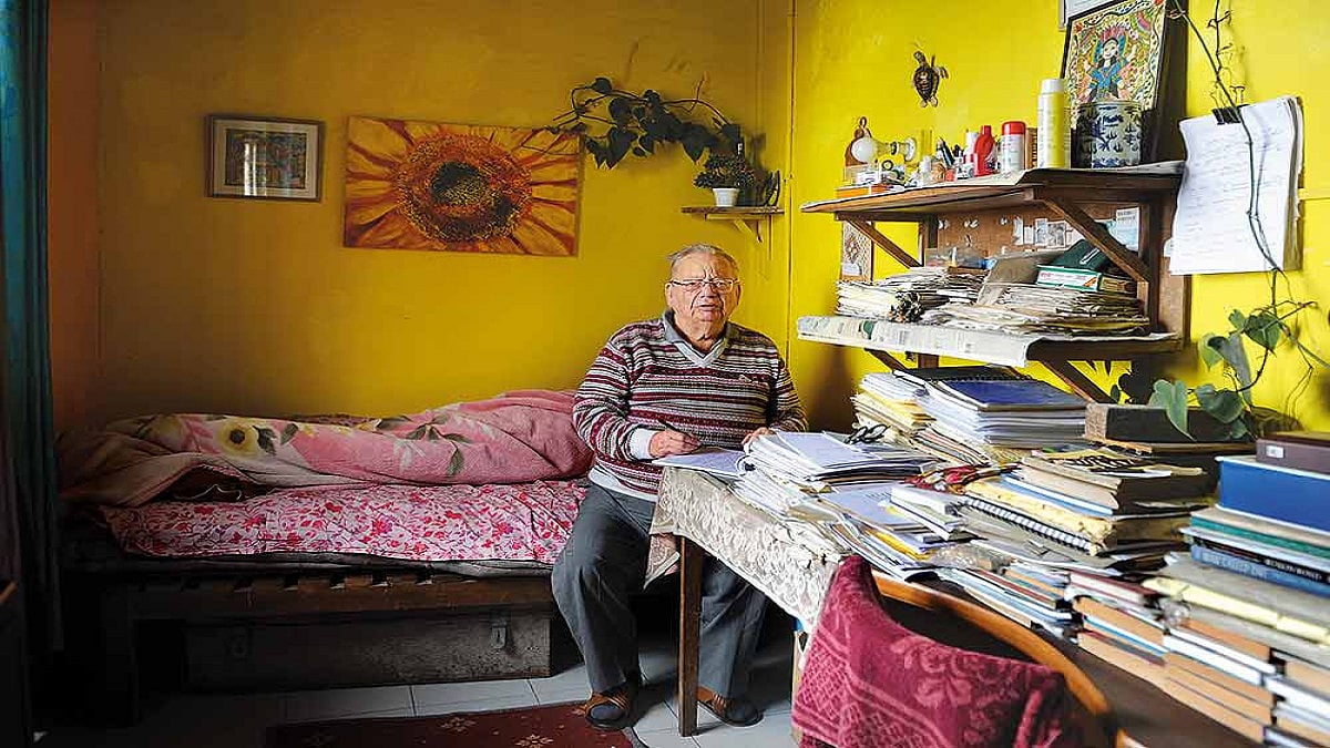 Author Ruskin Bond Pays Homage To Beloved Country In His Latest Book 