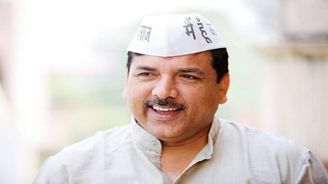AAP UP Poll Manifesto: Free Bus Service For Women, 300 Units Free Electricity