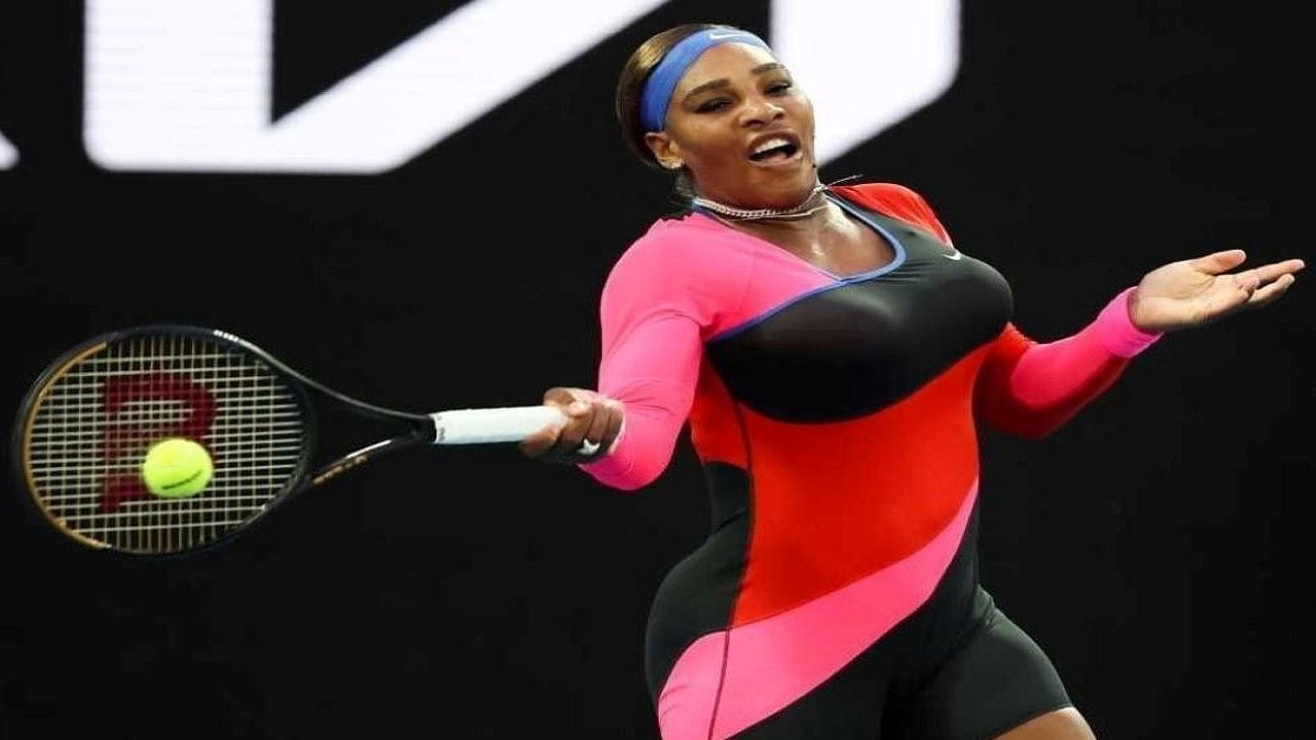 Australian Open: Serena Williams Sinks Simona Halep Hopes, Sets Up Naomi Osaka Blockbuster
