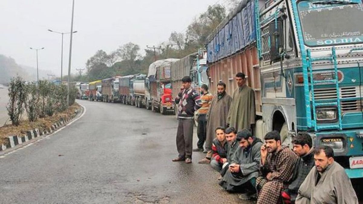 Jammu-Srinagar Highway opened for stranded vehicles.