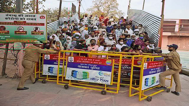 Kumbh Mela 2021: A Glimpse At The Shahi Snan With Covid-19 Norms In Place