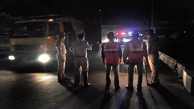Two Nigerians Arrested With Drugs Worth Rs 3 Crore