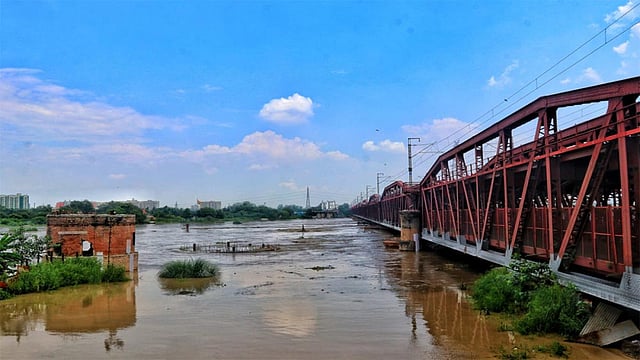 Delhi Flood Alert: Yamuna Crosses Danger Mark, Emergency Measures Activated