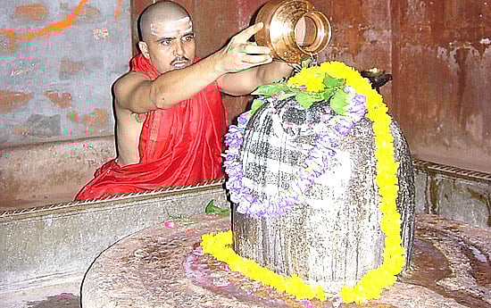 Two Ends Of The Sacred Thread