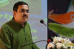 Why I Hate <i>Outlook</i>