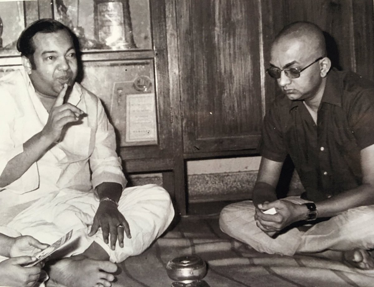 How Did Cho Ramaswamy Carve A Niche For Himself In Tamil Theatre?