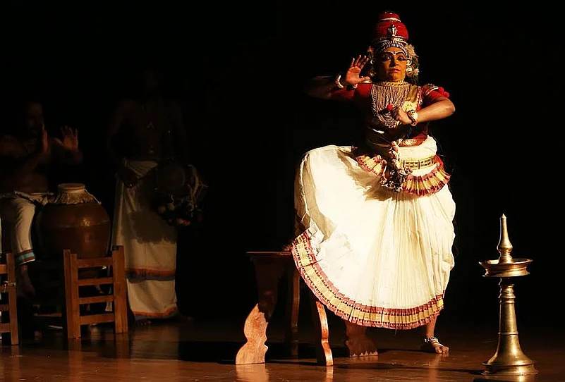 Wah Ustad, Namaskaram Amma