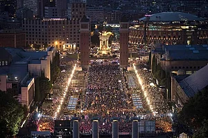 Catalonia Threatens Independence After Chaotic Vote, Spanish PM Says No Polling Took Place