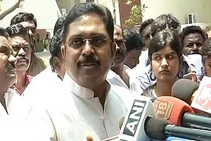 Dhinakaran Presses For CBI Probe Into Jayalalithaa's Death