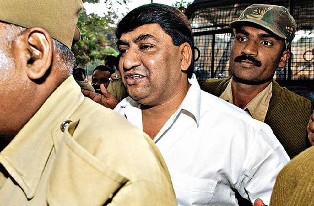 Convict In Multi-Crore Fake Stamp Paper Scam Abdul Karim Telgi Dead