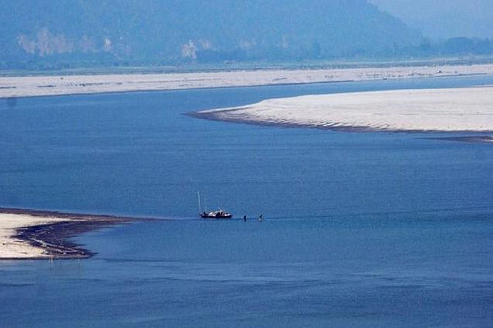 China Mulls World's Longest 1,000-KM Tunnel To Carry Brahmaputra Water From Tibet To Xinjiang