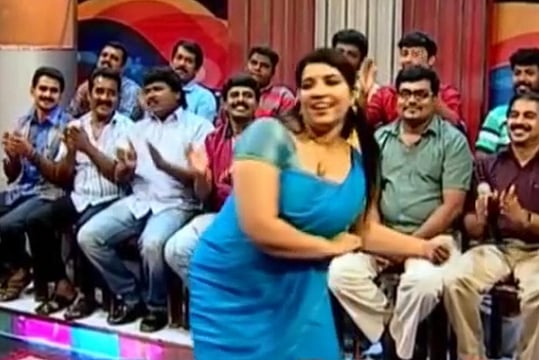 When A 21-Page Epistle of Conwoman Saritha Describing Oral Sex With Chief Minister Finds Space In Solar Commission Report