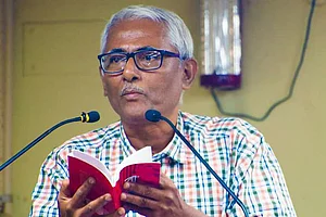 West Bengal Heath And Family Welfare Dept Suspends Doctor Over Fb Post That Said Authorities Suppressing Facts Relating To Dengue Outbreak