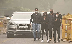 SC Issues Notice to Centre, UP, Punjab, Haryana, Delhi Government On Plea To Curb Rising Pollution