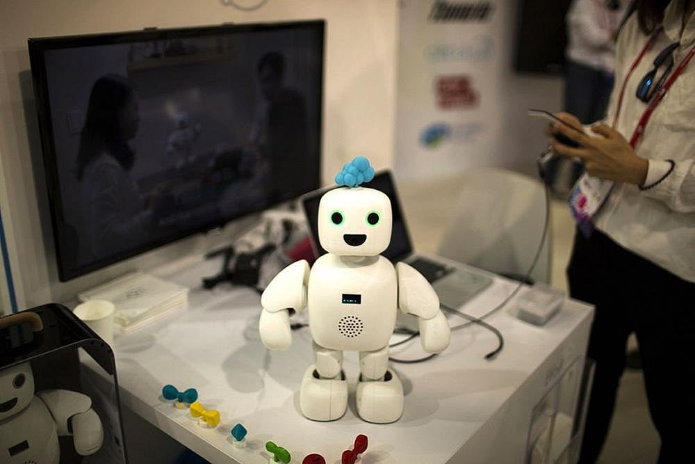 From A Robotic Arm To An App That Senses Bumpy Roads, Young Minds Showcase Innovations At The IRIS 2017