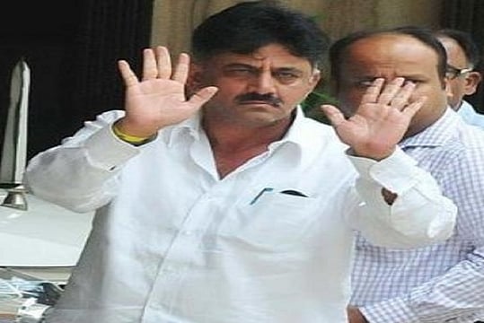 Karnataka Minister Hits Student For Taking Selfie, Calls The Incident ‘Normal’