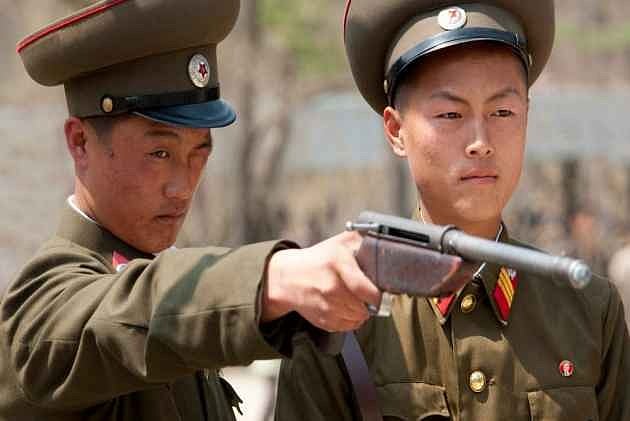 N Korea Replaces Guards, Fortifies Border After Defection