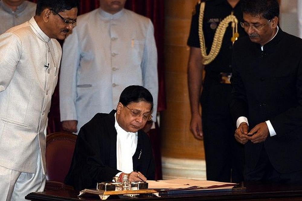 Chief Justice Evokes Ambedkar On Law Day, Says Constitution Working, Flexible And Strong Enough to Hold Country Together During War And Peace