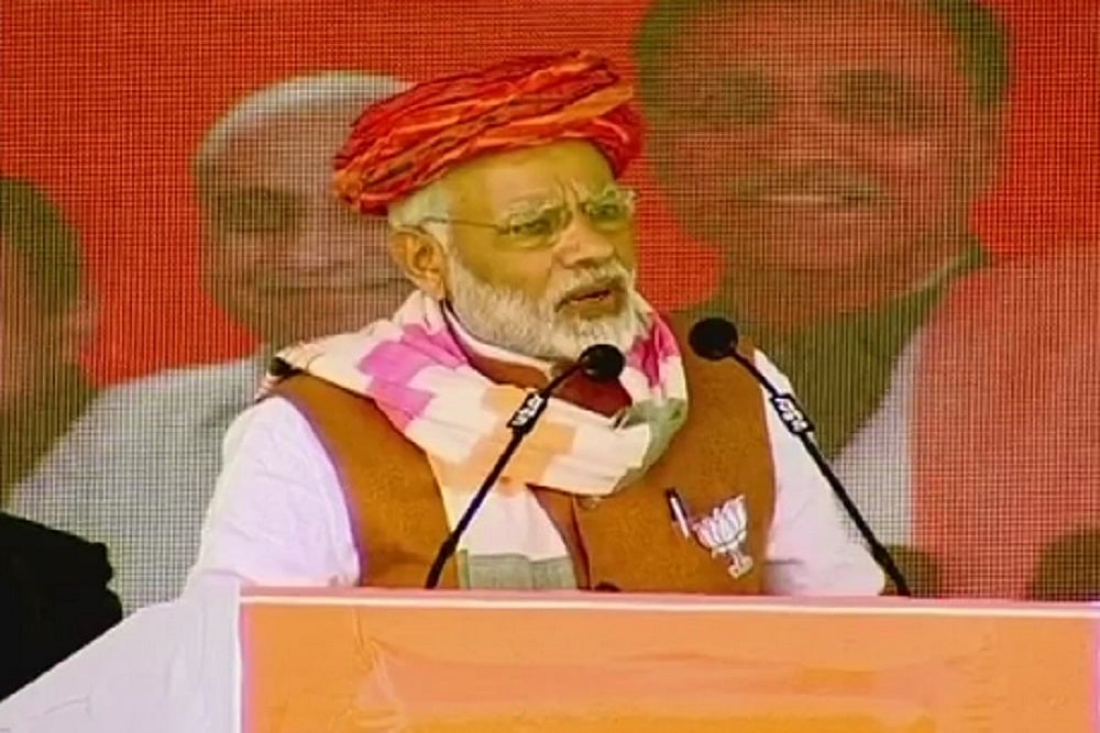 Grateful For All The 'Kichad' Thrown At Me, After All, A Lotus Blooms Only In <em>Kichad</em>, Says PM Modi In Gujarat