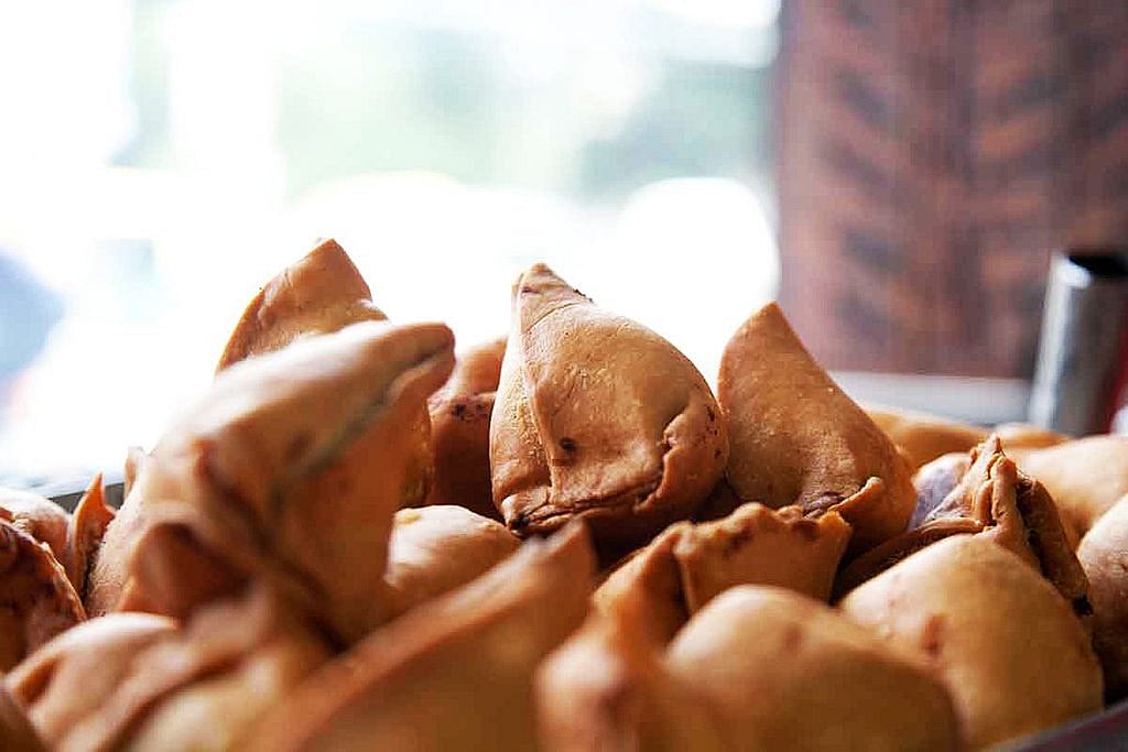 'Samosa' Healthier Than Burger, Finds CSE Study