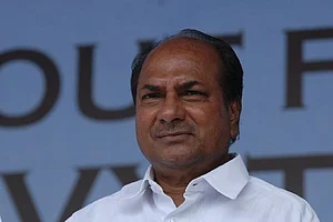 Former Defence Minister A K Antony Suffers 'Minor' Brain Haemorrhage, Hospitalised