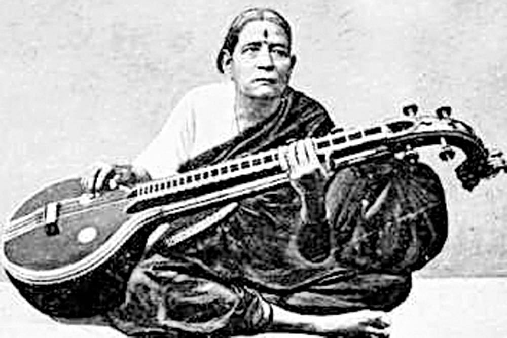 Plucks Of Tonal Purity