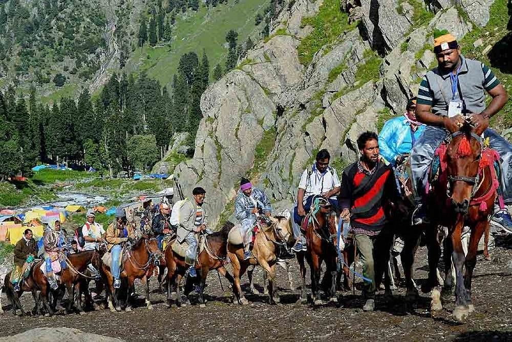 NGT Bans Chanting Of 'Mantras', Ringing Of Bells In Amarnath
