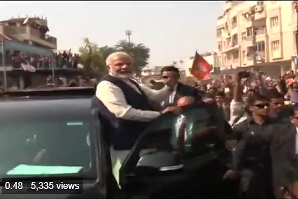 Congress Accuses Modi Of Holding ‘Road Show’ In Ahmedabad On Polling Day, Calls Election Commission Puppet