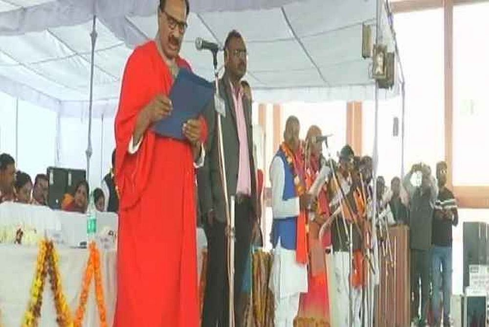 BSP Corporator Charged With 'Intent To Hurt Religious Sentiments' For Insisting To Take Oath In Urdu