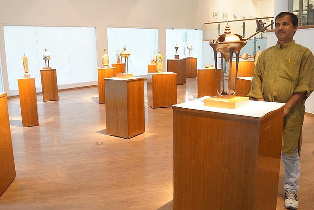 A Mould Out Of Clouds, An Ode To The Caves