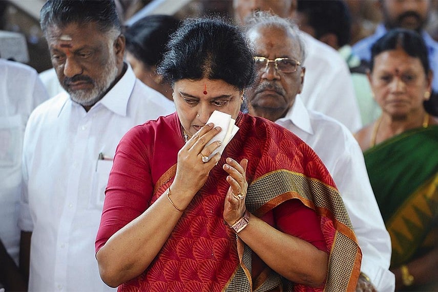 Dinakaran Faction Shoots Down AIADMK Merger Proposal, Says Sasikala Will Not Be Ousted