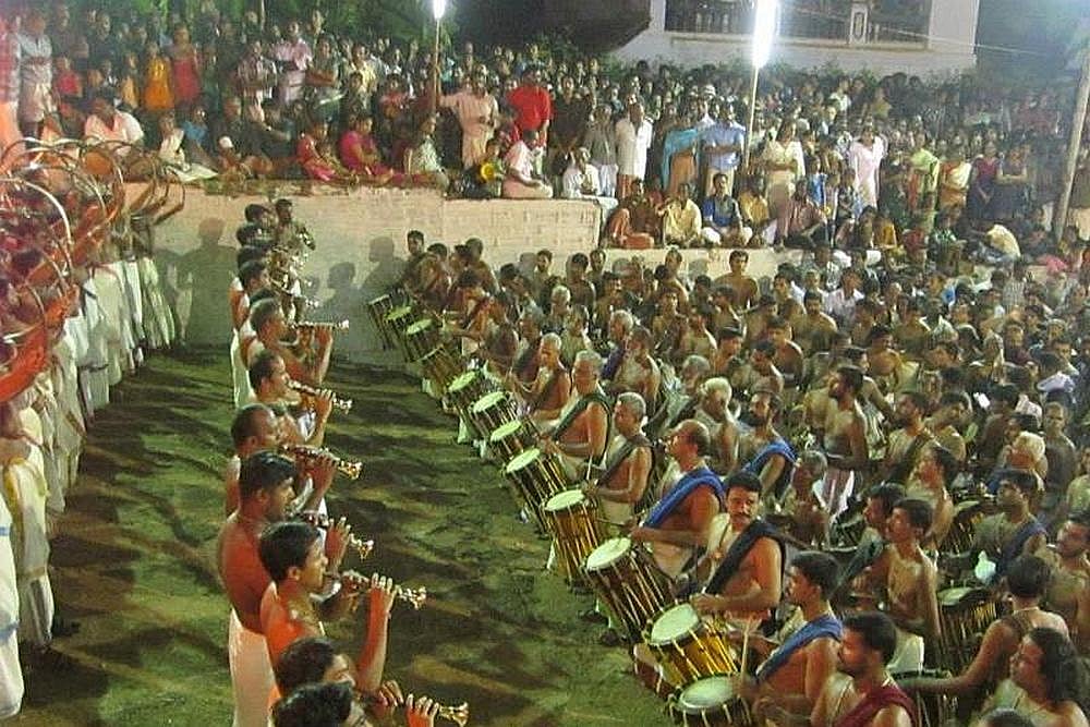 Same Grand Ensembles, Different Echo Systems