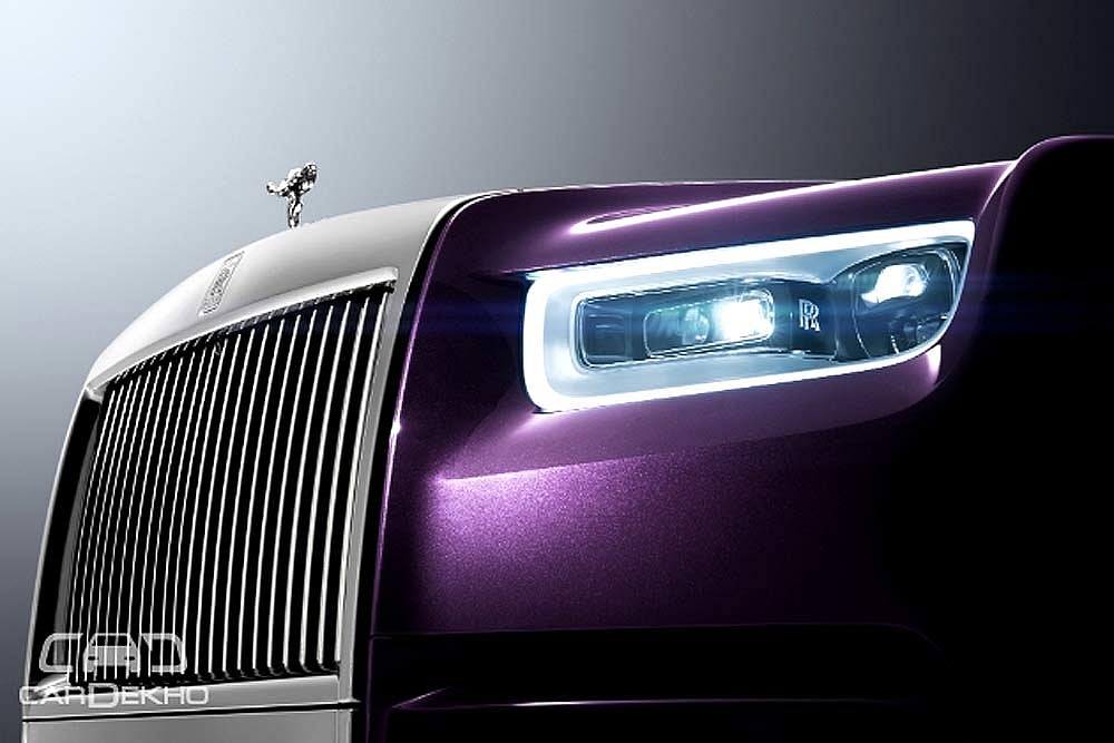 Rolls-Royce Phantom VIII Breaks Cover
