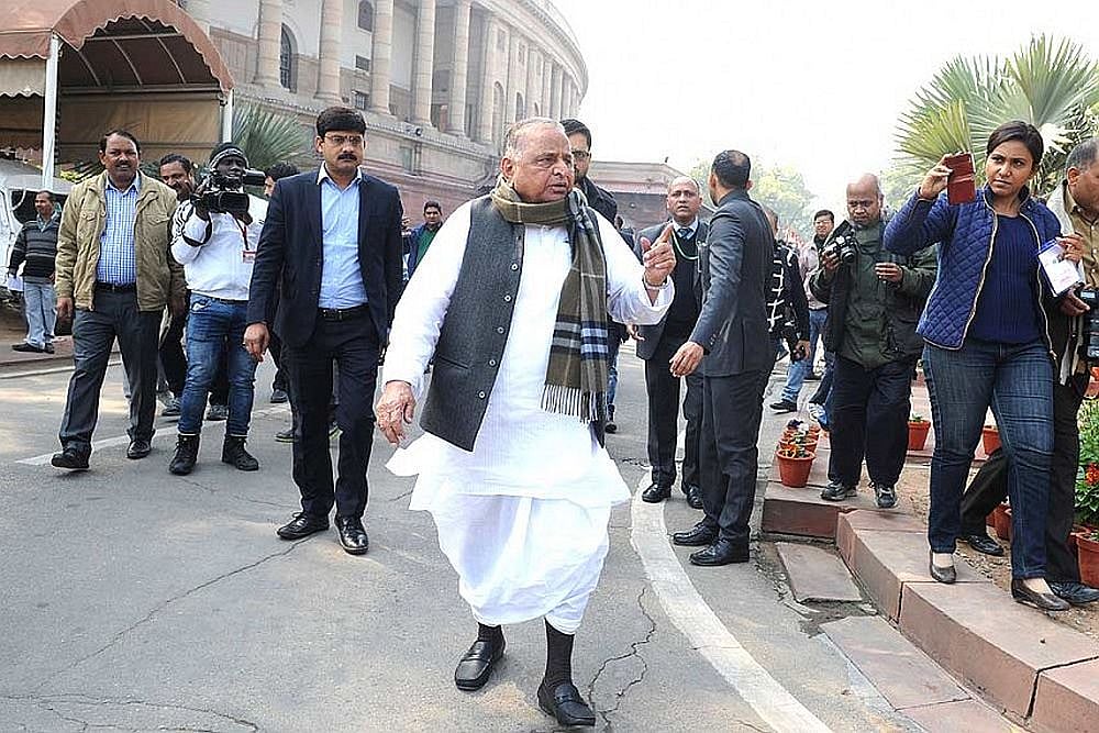 China Working With Pakistan To Attack India, Claims Mulayam Singh Yadav