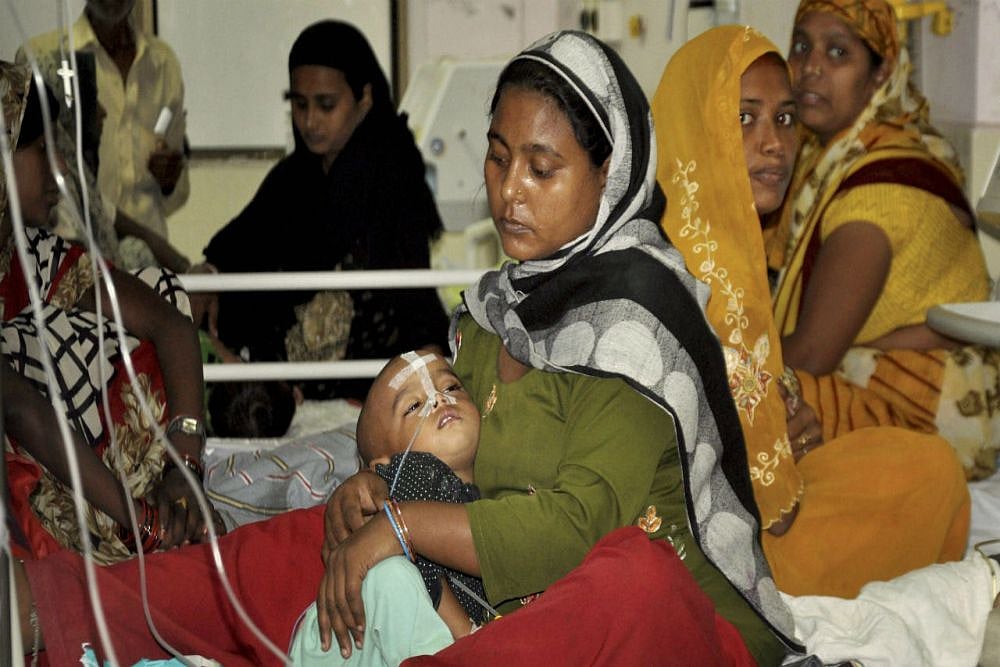 Gorakhpur Hospital Tragedy: DM Inquiry Report Blames 2 Doctors, Oxygen Supplying Company