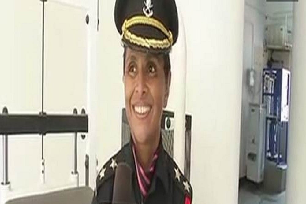 Her Husband Died Fighting Terrorists In Kashmir, Now She Joins The Army As An Officer