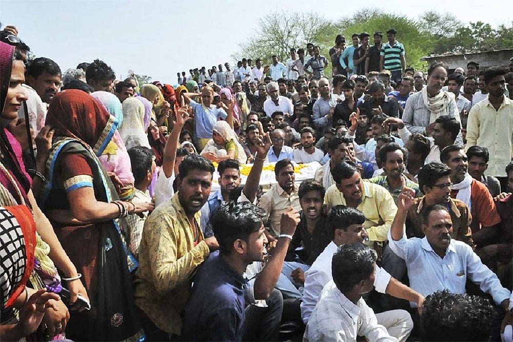 Maharashtra Farmers Who Will Lose Land Protest Bullet Train Project