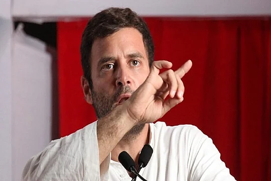 PM Modi's 'Make In India' Targets Only Large Businesses: Rahul Gandhi