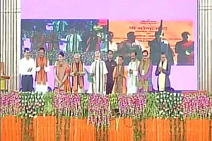 PM Modi Flags Off Mahamana Express From Varanasi