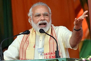 Previous Govts Hated Development, Looted Money, We Not Only Launch But Also Complete Projects: PM Modi